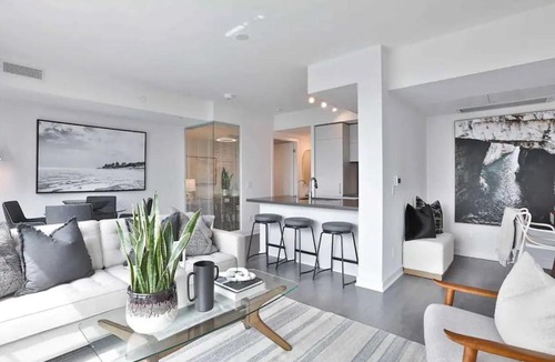 Bloor-Yorkville Apartment | Vanta Luxe Yorkville!
