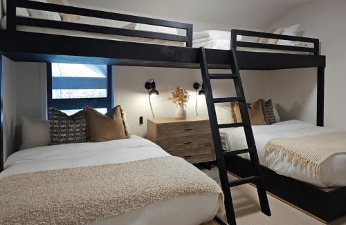 Mont-Tremblant House | Verbier 13-203 Le Spasski
