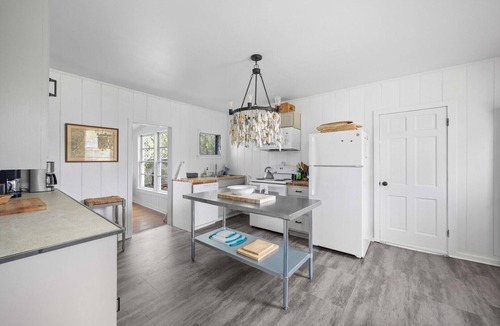 Pawleys Island House | Vintage Beach Front on Pawleys Island, 2 Screened Porches, Dog Friendly