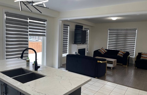 Mount Pleasant House | VRBO Bring the Whole Crew Stunning 6BR Family Escape Getaway Room for Everyone