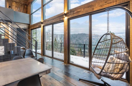 Saint Donat Ski Chalet | Vue panoramique Spa Moderne 14 personnes