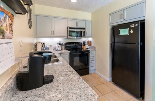 Arcadian Shores Villa | W Hyde Pk 11C in Kingston 1st floor, Pool, Beach