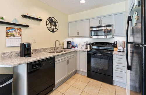 Arcadian Shores Villa | W Hyde Pk 11C in Kingston 1st floor, Pool, Beach