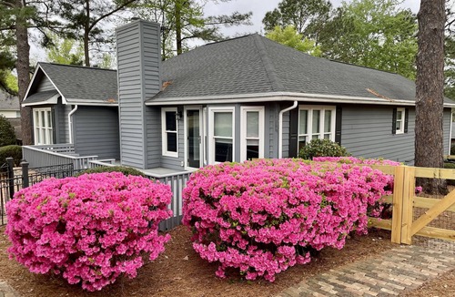 Pinehurst House | WALK EVERYWHERE - Newly renovated 3 BR Pinehurst home in unbeatable location
