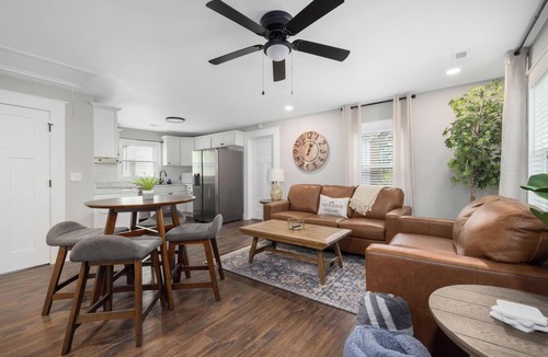 Jonesborough House | Walk to Downtown Jboro · Remodeled 3BR · Sleeps 6