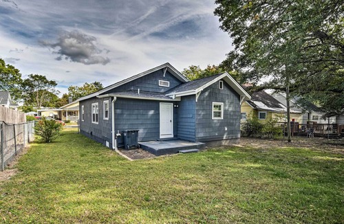 Parker House | Walk to Parks & Dining! Cozy Greenville Home