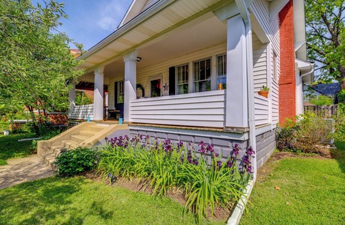 Bristol Cottage | Walk to State St! Bristol Craftsman w/Backyard