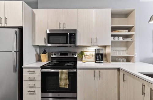 Hillsboro West End House | Walkable Hillsboro Village | Terrace + Parking | Near Vanderbilt + Music Row