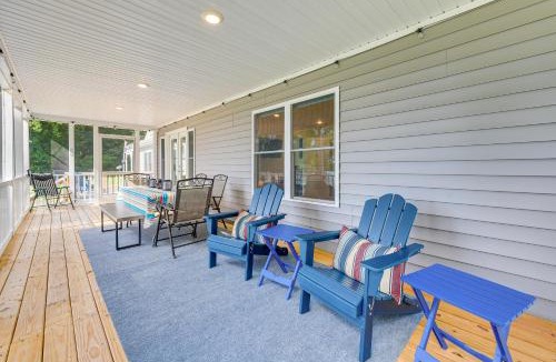 Bumpass House | Waterfront Lake Anna Home: Summer Family Escape!