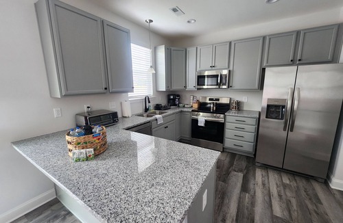 Woodruff House | Welcome to Luxury at Snowmill. Charming 4-bedroom house in Woodruff. SC.