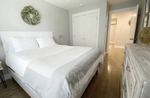 Fredericton Apartment | Welcome to our beautiful 2 level townhouse located in uptown Fredericton