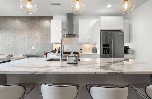 Edgehill House | Welcome to The Skyline Reserve Elevated Luxury Above Music City