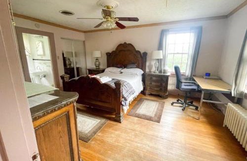 Lynchburg House | Welcome to your private cozy suite #1 near LU, Stadium & general hospital