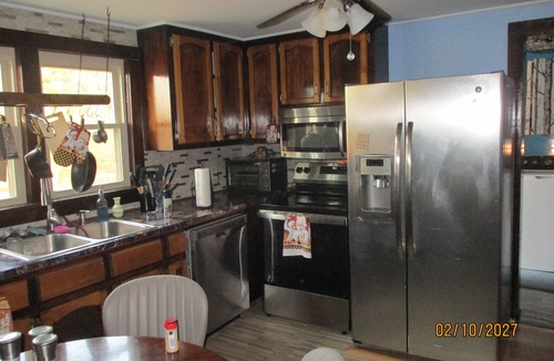 Gastonia House | Welcoming 2-bedroom house with AC in semi-rural setting in Gaston County.