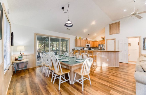Monteray Shores House | Well appointed OBX beach house with access to community pool and tennis courts