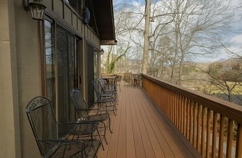 Lake Junaluska House | Williams Cottage Cozy Comfy Lake Junaluska