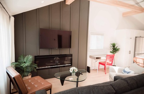 Ruthven House | Wine Country Cottage
