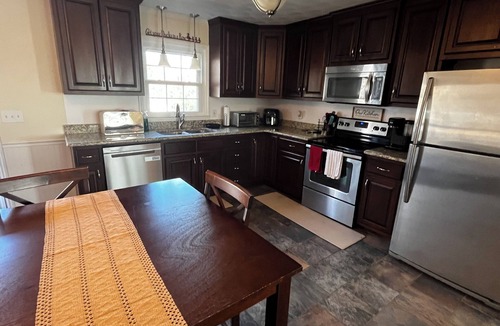 Hickory House | Wonderful 3-bedroom house with large fenced backyard in welcoming Granite Falls