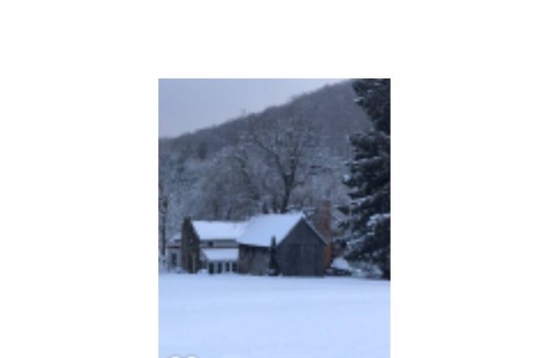 Wytheville Cabin | Wonderful Log Cabin with plenty of privacy, yet only minutes from Wytheville!