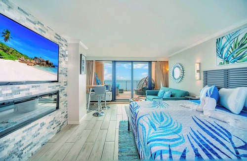 Myrtle Beach Condo | WOW Modern Direct Oceanfront Sundeck balcony Terrance condo. STUNNING