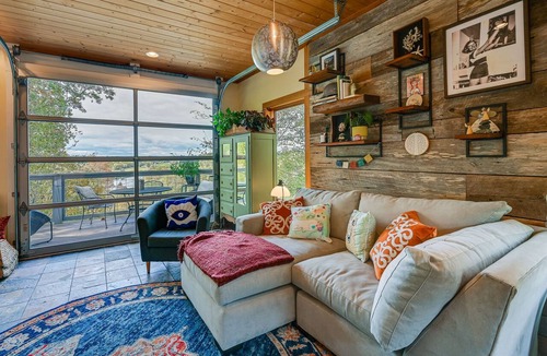 Stokes Apartment | Yadkin River 'Treehouse'~ Miles of Trails On-Site