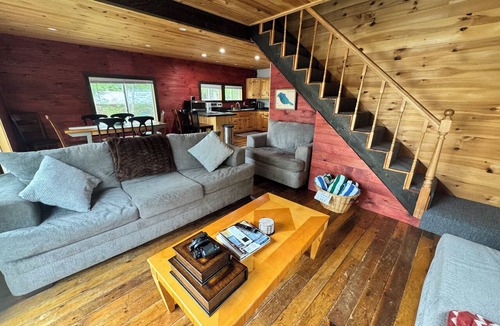 Lincoln House | You deserve this escape- enjoy a peaceful lake home with private dock!