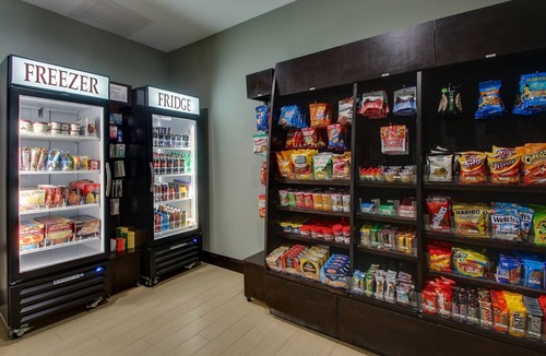 Rock Hill Apartment | Your Next Trip! King Suite | Free Breakfast Buffet. Indoor Pool.