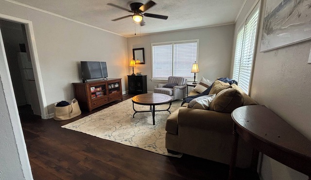 1.8 Miles to USA Stadium. Fast WiFi. No Cleaning Fees. Near Navy Base