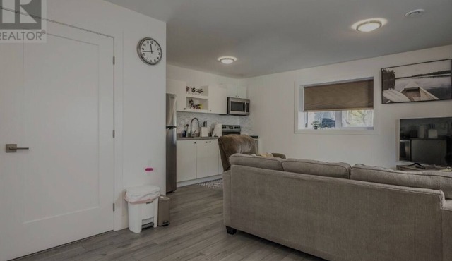 1 bedroom Basement in a serene and peaceful neighbourhood.