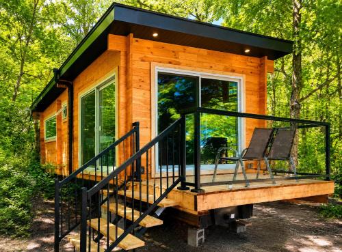 1-bedroom Unique Eco Log Cabins in Parry Sound #103