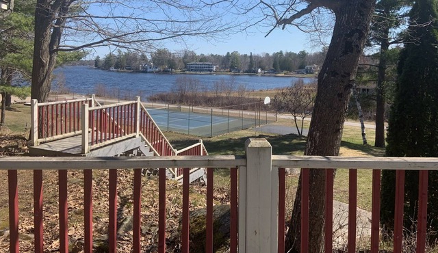 2 Bedroom Muskoka Cottage on Sparrow Lake