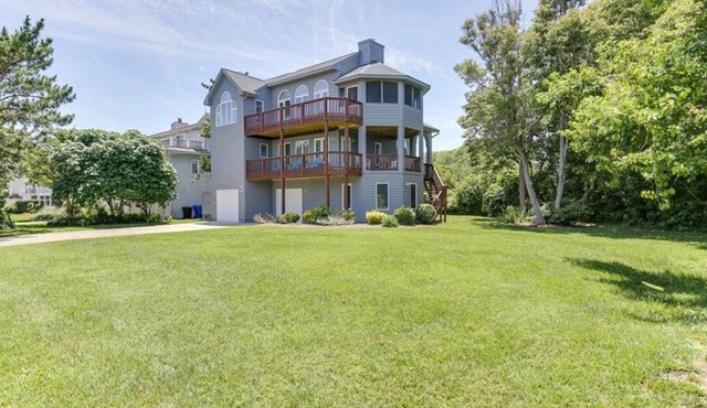 2 Min Walk to Beach - Quiet, Semi-Private Beach Located in Croatan Beach