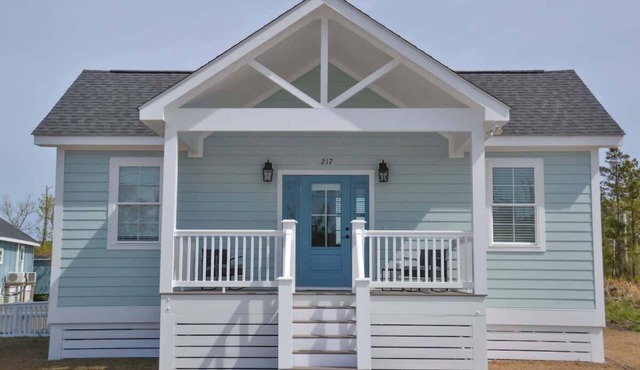 2BR Cozy Cottage Private Dock