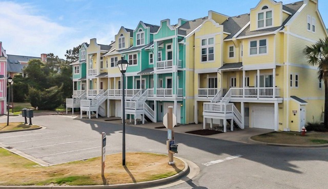 2BR Sea Glass Castle at Cambridge Cove in Bermuda Bay