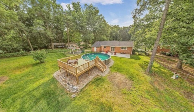 3 King Bedroom House with Pool in Charlott