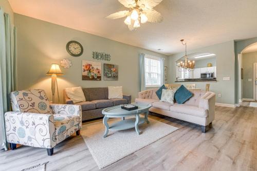 3 Mi to Beach: North Myrtle Beach Condo w/Patio!