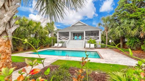302 Charleston by AvantStay