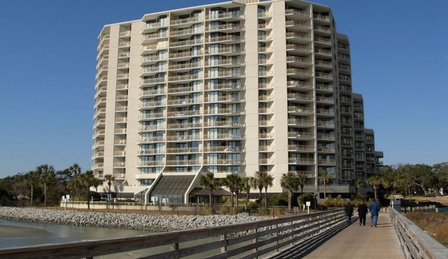 3BR/2BA South Tower 6th Floor-Oceanfront-Gorgeous View! Beach Locker!