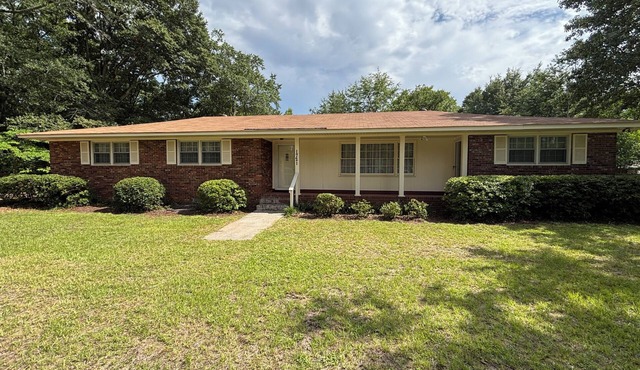 4 BR/3 BA-Great for extended stays- Close to Savannah River Site & Masters Golf