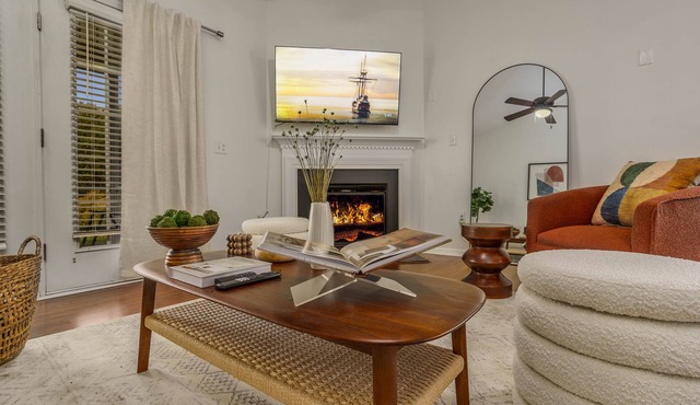 4BR/3BA Oasis w/ outdoor Space