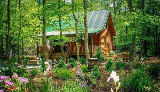 4th of July Still Avail! - 2BR/2BA King Beds, Firepit, & Hot Tub