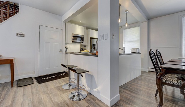 5 Bedrooms Location & 10 Minutes Walk To Old Quebec