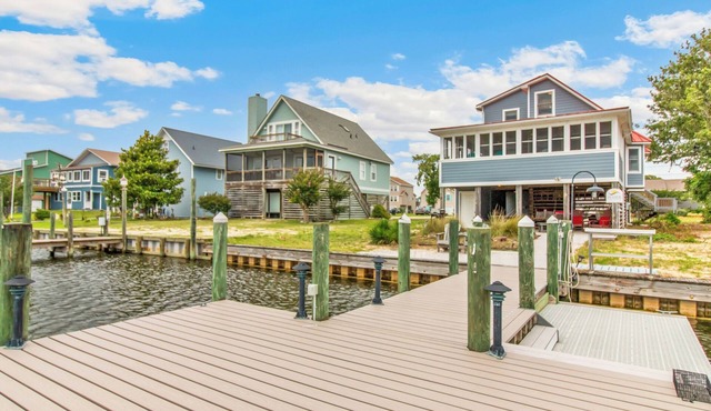 5525 Westwind * Waterfront