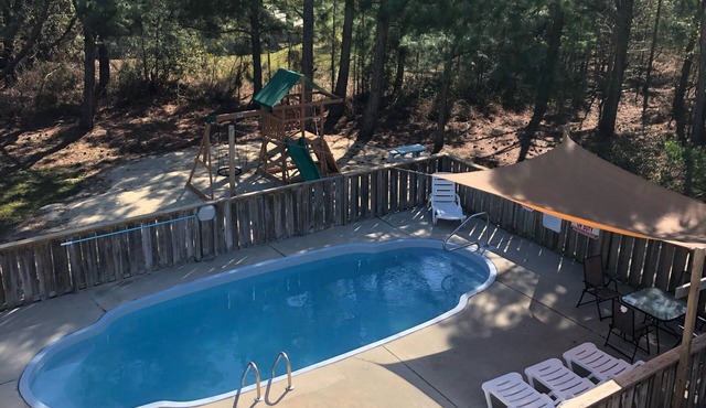 A few step to the beach/Private Pool/Spa/Linens/Beds made/office/Wifi/much more
