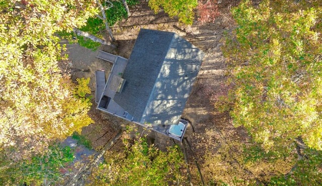 A-frame Hot Tub Getaway!, Grill, 2 Decks, Trails, EV & Dog Friendly