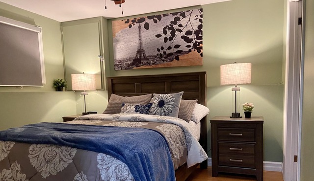 Adorable 2 bedroom Suite