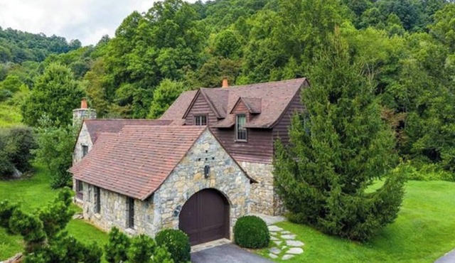 AHMA Cottage 2