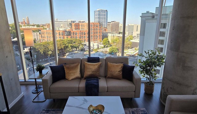 Amazing 3BR/3BA - VIP 5-Star - Music Row Retreat