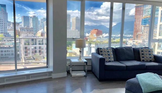 Amazing Views, DT, Free Parking