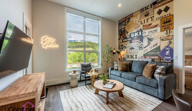 Apres Ski | DT | MtnView | TopFloor | AC | Sleep 6